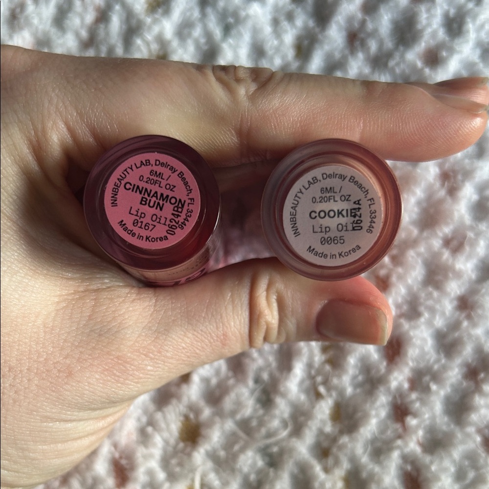 Latte Lips Lip Oil Glaze Duo - Picture 4 of 4